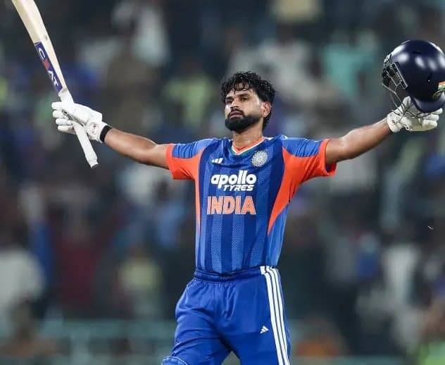 శ్రేయస్‌ సెంచరీ.. టాప్‌-10లోకి