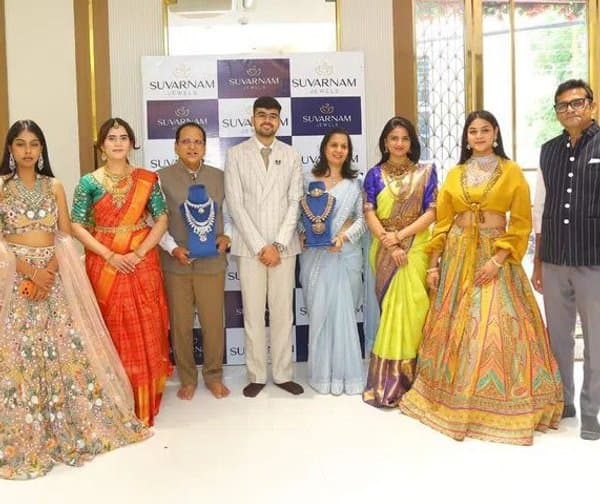సువర్ణం జ్యువెలర్స్ రెండో షోరూం ప్రారంభం - Udayam Digital