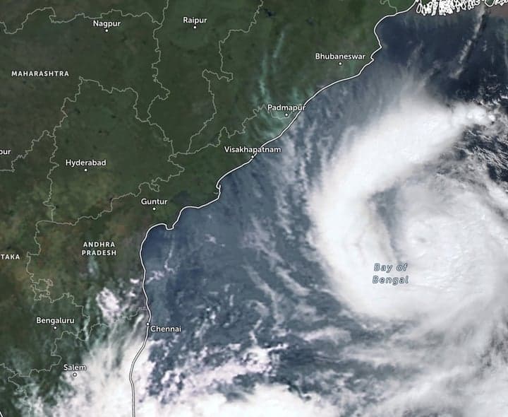 ఏపీలో రేపు మధ్యాహ్నం నుంచి భారీ వర్షాలు!
