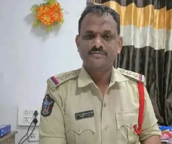 డబుల్ డబ్బు ఆశ చూపే మోసాల పట్ల అప్రమత్తత