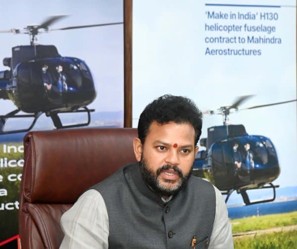 త్వరలో దేశవ్యాప్తంగా కార్గో విమానాశ్రయాలు