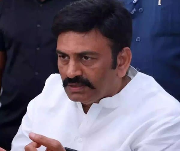 శ్రావణ్ కుమార్ వ్యాఖ్యలపై రఘురామ ఆగ్రహం