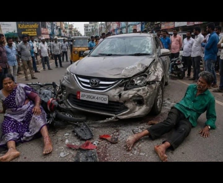 మద్యం మత్తులో కారు బీభత్సం.. పలువురికి గాయాలు
