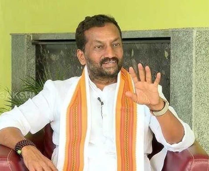 తెలంగాణను కాపాడిన యోధుడు పాపన్న గౌడ్‌