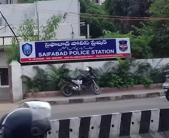కేటీఆర్‌ సిబ్బందిపై దాడి - Udayam