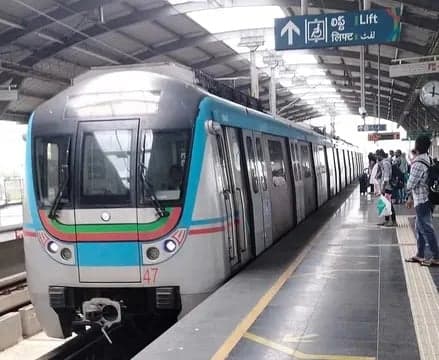 హైదరాబాద్‌ మెట్రోకు 60 కొత్త కోచ్‌లు