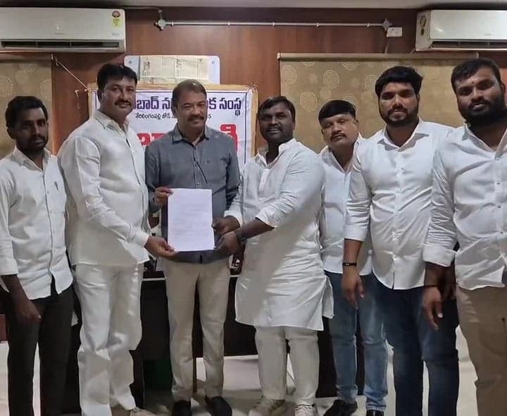 నార్సింగి కార్యాలయం తరలింపునకు బీఆర్ఎస్‌ వ్యతిరేకత - Udayam