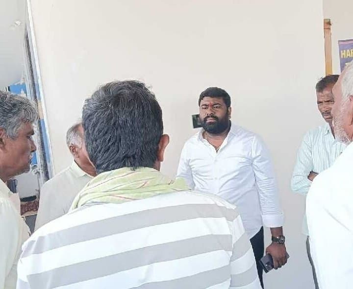 సాగునీరు అందించాలని రైతుల విజ్ఞప్తి