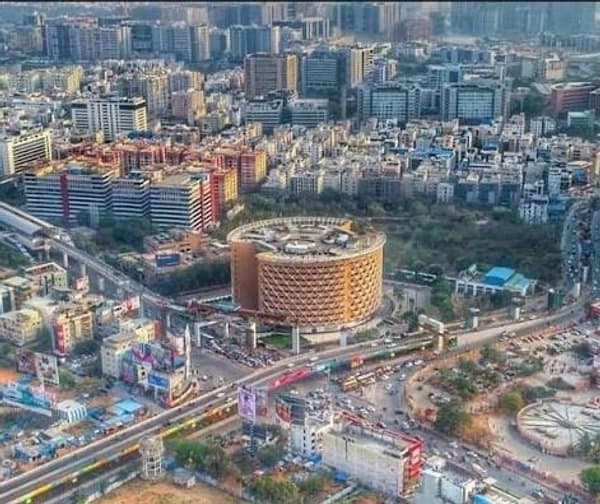 గ్రేటర్ హైదరాబాద్ జనాభా విస్ఫోటనం