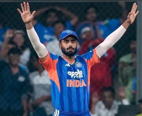 నమన్‌ ధీర్‌ను తప్పిస్తే నేరమే: ఆకాశ్‌ చోప్రా