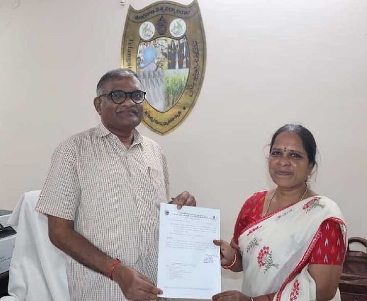 ఎన్ఎస్ఎస్ యూనిట్-I ప్రోగ్రామ్ ఆఫీసర్‌గా భ్రమరాంబిక - Udayam Digital