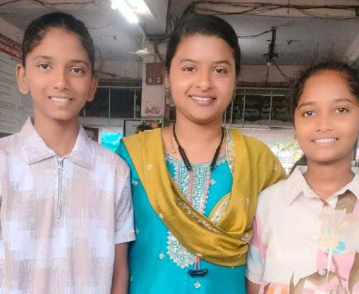 మందమర్రి నుంచి జాతీయ అత్యా-పాత్యకు అక్షిత, వైష్ణవి - Udayam