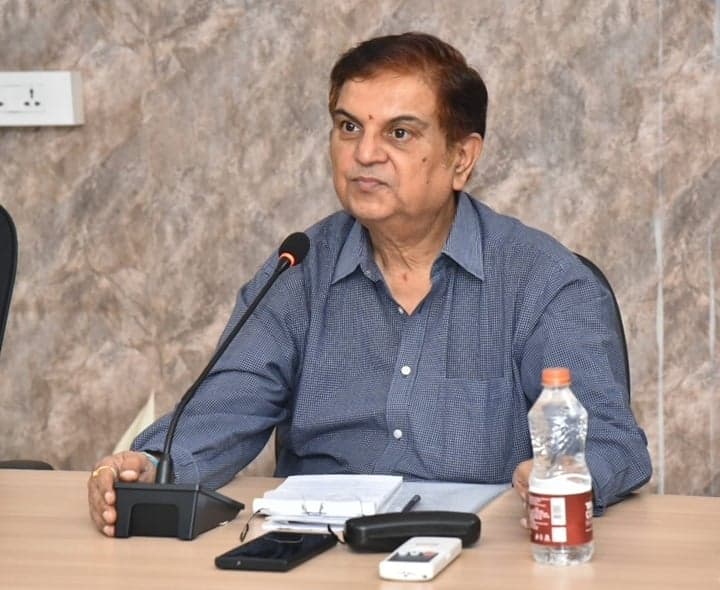 స్థానిక ఎన్నికలపై కాసేపట్లో SEC కీలక నిర్ణయం