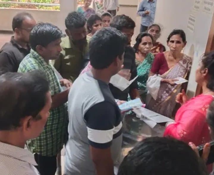 చేయూత పింఛన్ల దరఖాస్తులకు భారీ స్పందన