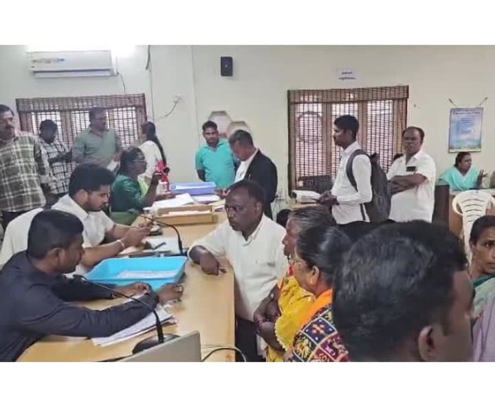 రంపచోడవరం ఐటీడీఏలో 339 గ్రీవెన్స్ అర్జీలు - Udayam