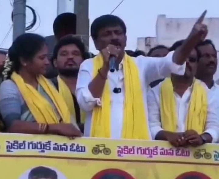 వివేకా కేసుపై బీటెక్ రవి సంచలన వ్యాఖ్యలు - Udayam