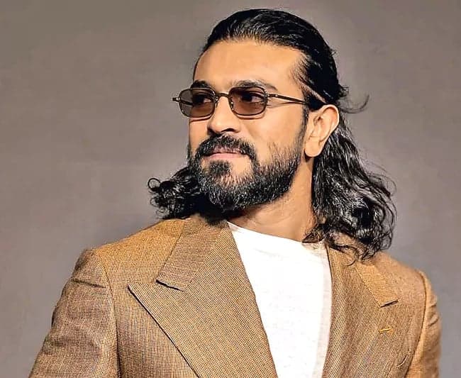 దసరాకు రామ్‌చరణ్‌-సుకుమార్‌ పోస్టర్‌!