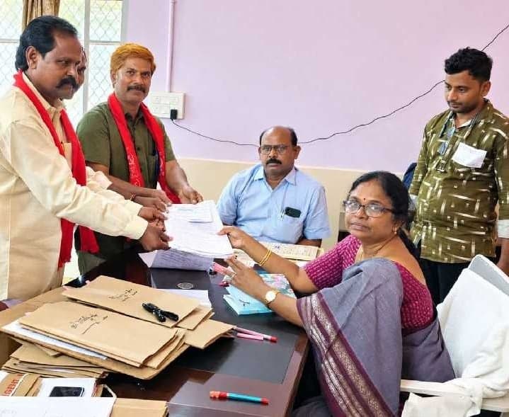 గోనెగండ్ల ఎంపీటీసీ-2కు గణేశ్ నామినేషన్ - Udayam