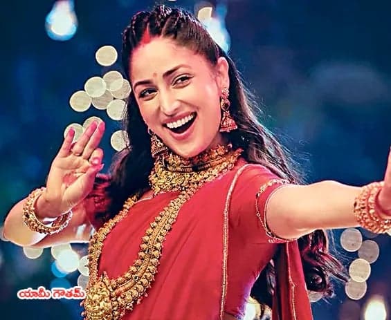 పటాకాయ్‌ మోహిని వచ్చేసింది!