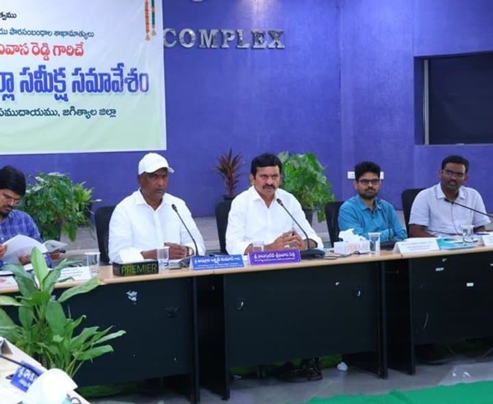 ఇందిరమ్మ ఇళ్ల పనులు వేగవంతం చేయాలి