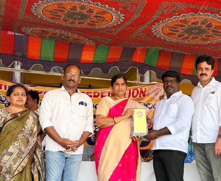 గుమ్మడిదలలో ఎస్‌జీఎఫ్‌ పోటీలు ముగింపు - Udayam