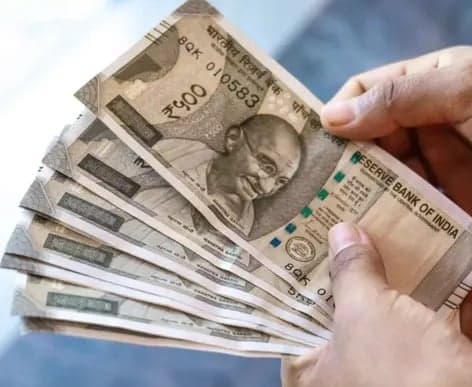 కేంద్ర ఉద్యోగులకు డీఏ పెంపుపై ఉత్కంఠ - Udayam