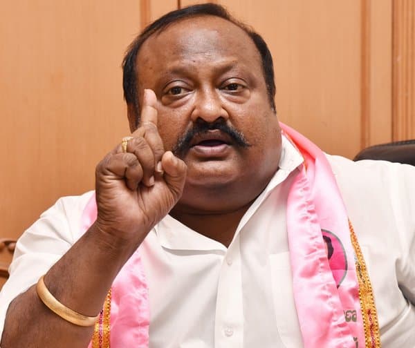 దిగువ మానేరులో బీఆర్ఎస్ నిరసన