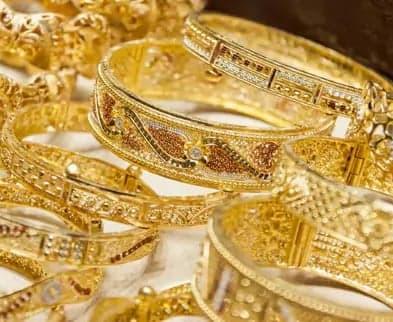 దిగొస్తున్న బంగారం, వెండి ధరలు
