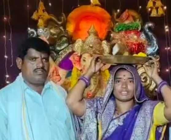 చిలిపిచేడ్‌లో రూ.51,100కు గణేశ్‌ లడ్డూ - Udayam