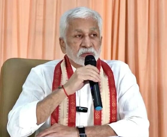 34% రిజర్వేషన్ల పేరుతో బీసీలను మోసం చేయలేరు: VSR