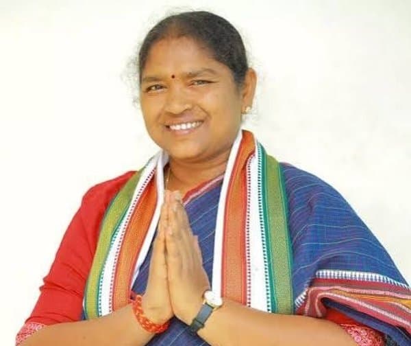 సీతక్క కీలక డిమాండ్
