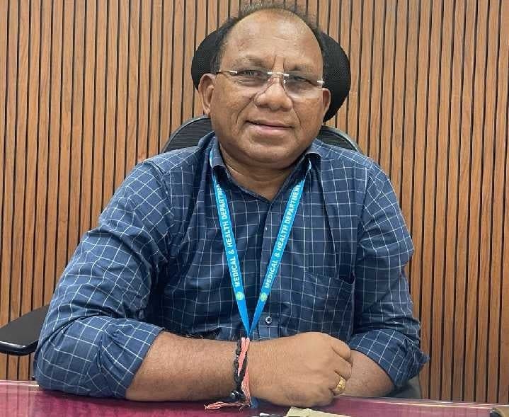 కుష్టు లక్షణాలుంటే పరీక్షలు చేయించుకోవాలి: డీఎంహెచ్‌వో - Udayam