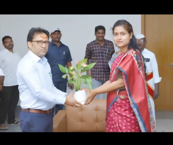 జీడబ్ల్యూఎంసీ కమిషనర్‌గా టి. వెంకన్న బాధ్యతలు