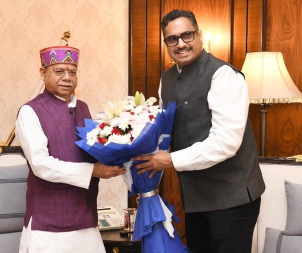 గవర్నర్‌ను కలిసిన కొత్త సీఎస్ సంజయ్ జాజు