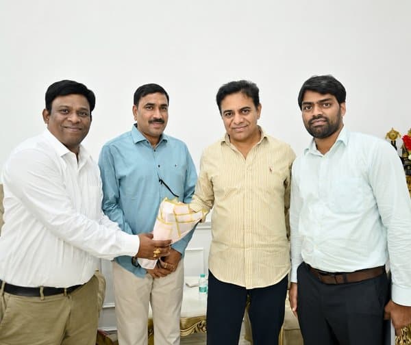 కేటీఆర్‌కు ఓజ్రిట్ ప్రతినిధుల ఆహ్వానం - Udayam Digital