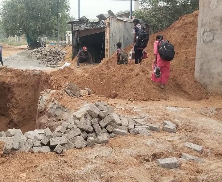 కోస్గిలో రెండేళ్లుగా కొనసాగుతున్న యూజీడీ పనులు - Udayam