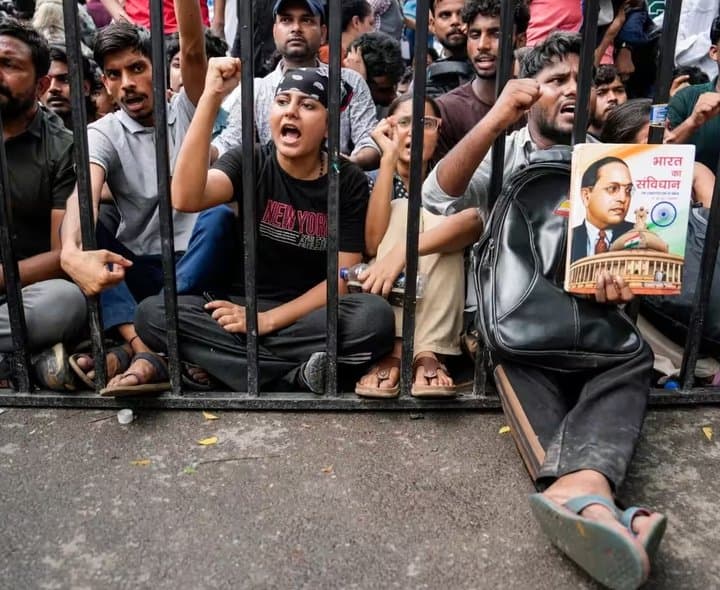 అరెస్టులు ఆపండి.. లేదంటే ఆందోళన: CJP