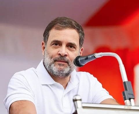 IDBI బ్యాంక్ ఉద్యోగులకు అండగా ఉంటా: రాహుల్ గాంధీ