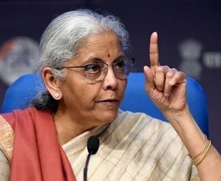 రూపాయి విలువపై నిర్మలా సీతారామన్ వ్యాఖ్యలు