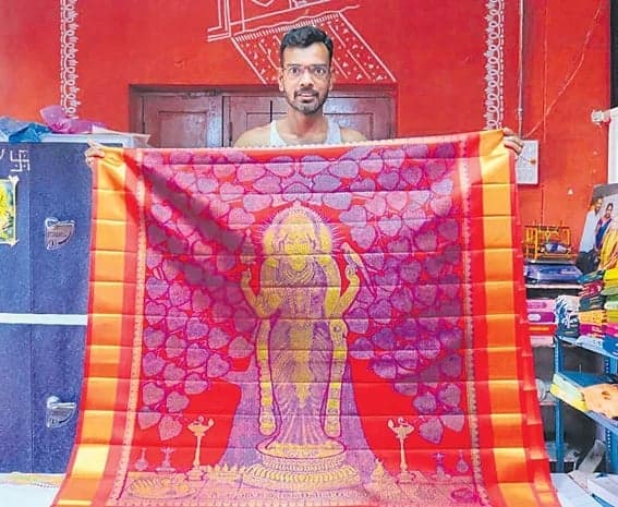 సిరిసిల్ల కళాకారుడి అద్భుత సృష్టి