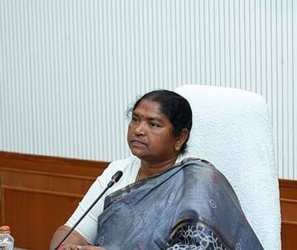 గ్రామీణాభివృద్ధిపై మంత్రి సీతక్క కీలక సమీక్ష
