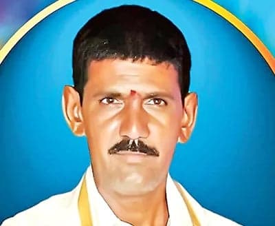 కుమారుడి ప్రేమ వ్యవహారంలో తండ్రి దారుణ హత్య