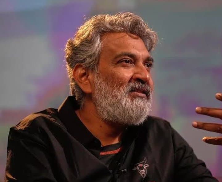తొలి ప్రేమ జ్ఞాపకాలను గుర్తుచేసుకున్న రాజమౌళి