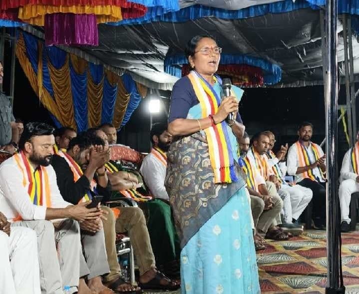 అంబేడ్కర్ ఆశయాల సాధనకు కృషి చేయాలి: సుగుణక్క - Udayam