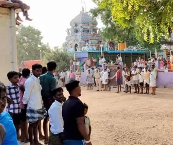 ఎద్దుల పరుగు పోటీలు అట్టహాసం