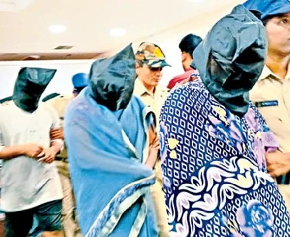 మహిళా దొంగల ముఠా అరెస్టు