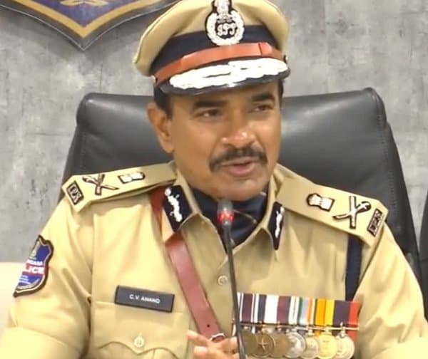 స్మగ్లర్లకు డీజీపీ సీవీ ఆనంద్ హెచ్చరిక