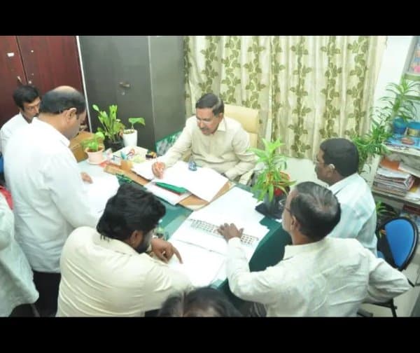 విద్యారంగానికి పెద్దపీట - Udayam Digital