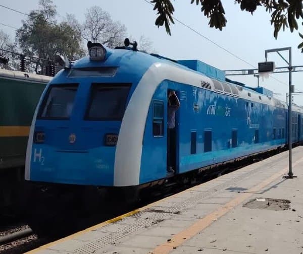 భారత్‌లో తొలి హైడ్రోజన్ రైలు.