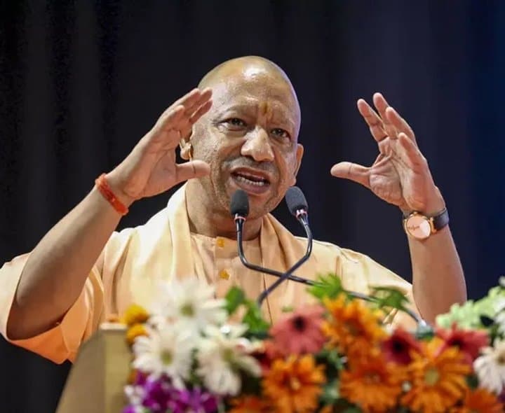 యూపీలో 60 ఏళ్లు దాటిన మహిళలకు ఫ్రీ బస్సు